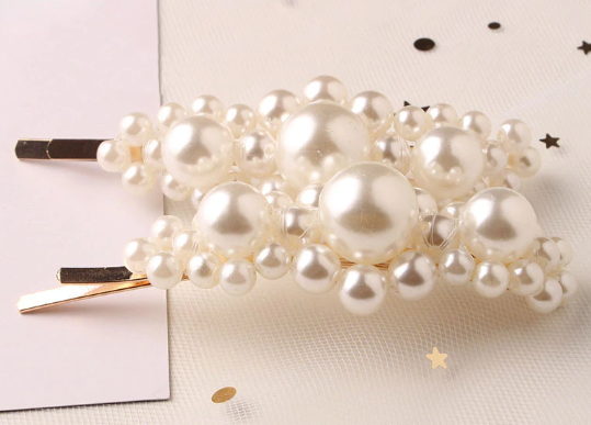 Alani Pearl Hair Clip