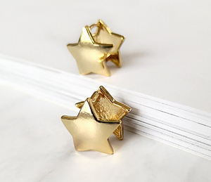 Ro Double Sided Star Studs